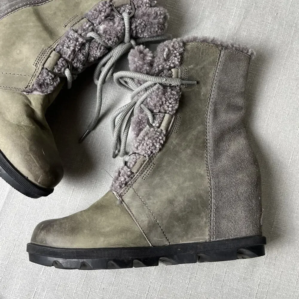 Sorel Joan of Arctic Wedge II Boots Shearling Womens Size 10 Green Gray Suede